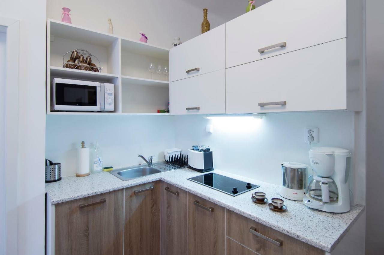 Modern Apartment Navratilova II براغ المظهر الخارجي الصورة