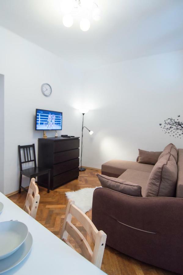 Modern Apartment Navratilova II براغ المظهر الخارجي الصورة